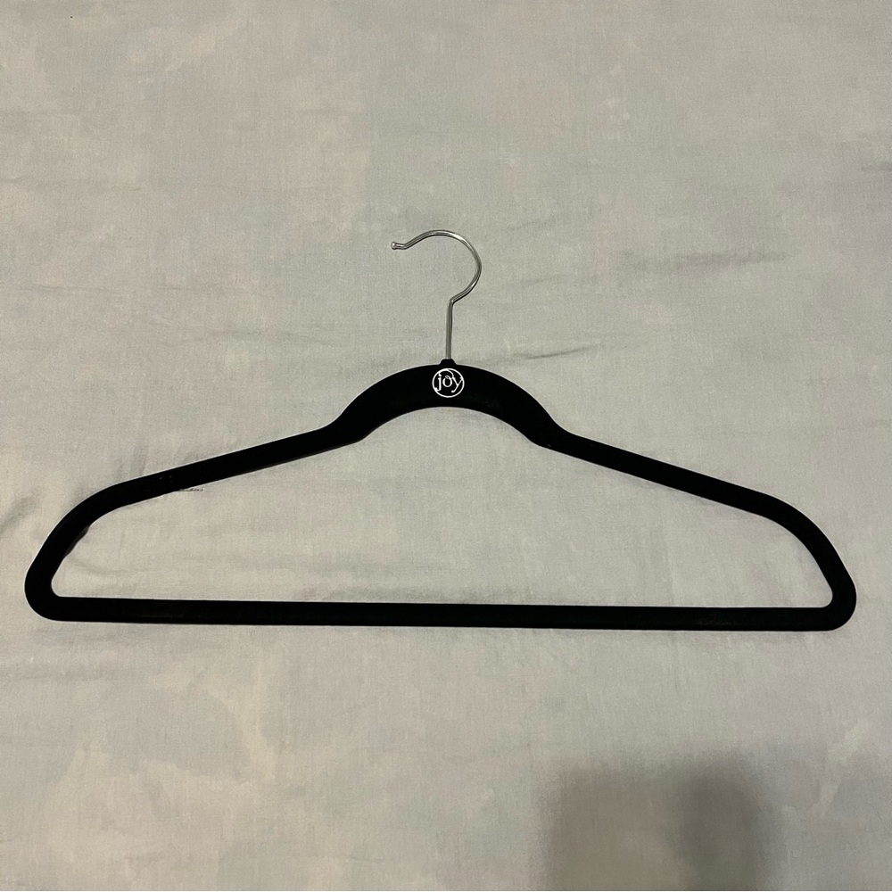 Huggable Hangers Joy Mangano - Black Closet Set - Picture 3 of 6